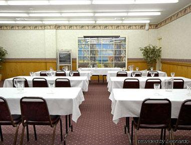 Elkins Inn And Suites Удобства фото